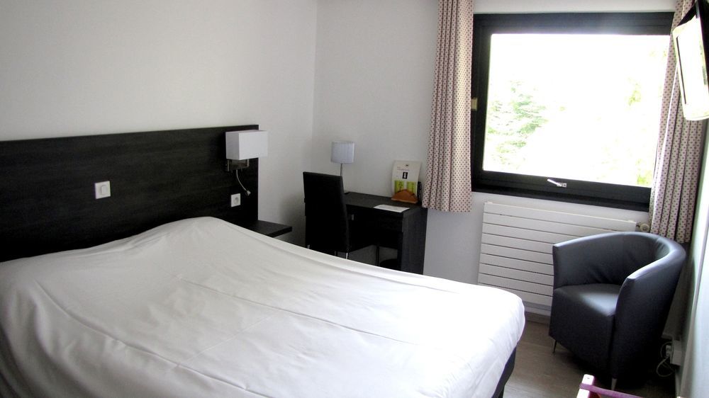 Logis Hotel Annecy Nord / Argonay Exterior photo